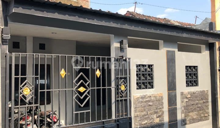 Rumah Cute Minimalis Memukau View Komplek Perumahan Di Gentan