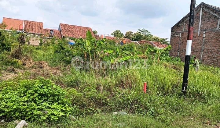 Tanah Cakep Murah View Perumahan di Waru Baki Sukoharjo