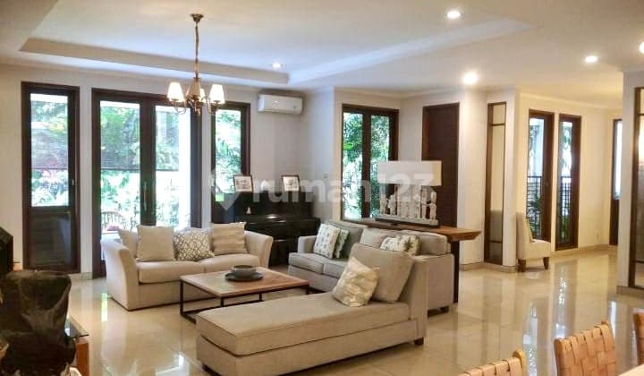 Rumah Mewah Mutiara Kemang 4br Good Furnished