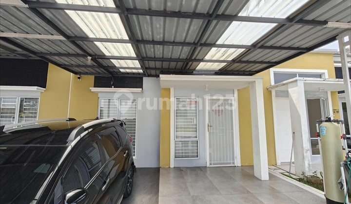 Rumah Cantik di Ansley View 1 Dekat Orchard Park