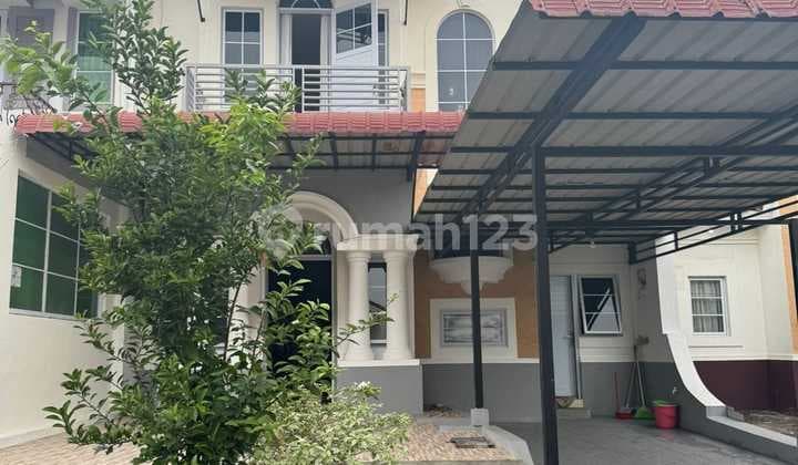 Rumah Sewa di Puri Casablanca dengan Kondisi Full Furnished