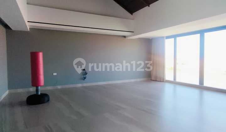 Rumah Mewah Di Boulevard Costarina Dekat Ocarina Batam