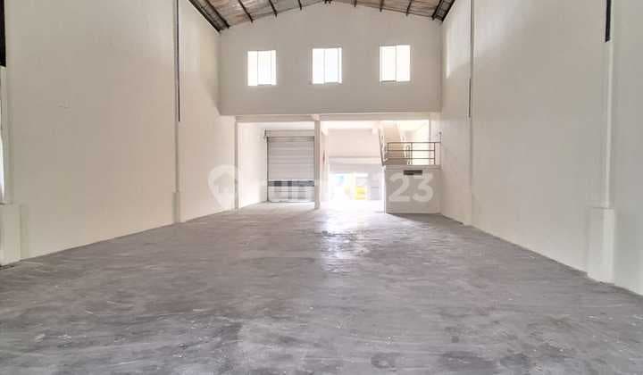 Warehouse for Rent in Batu Ampar Ready to Operate