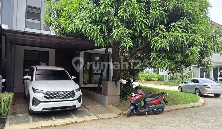 Rumah Hook Tanah Luas Dalam Cluster Cinere