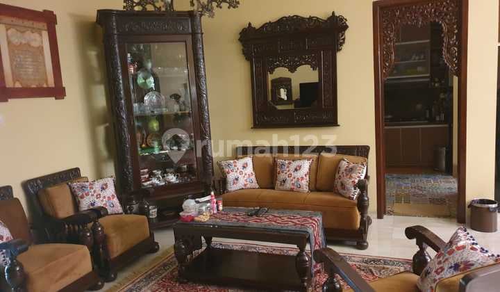 Rumah Terawat Dalam Kompekdi Cinere