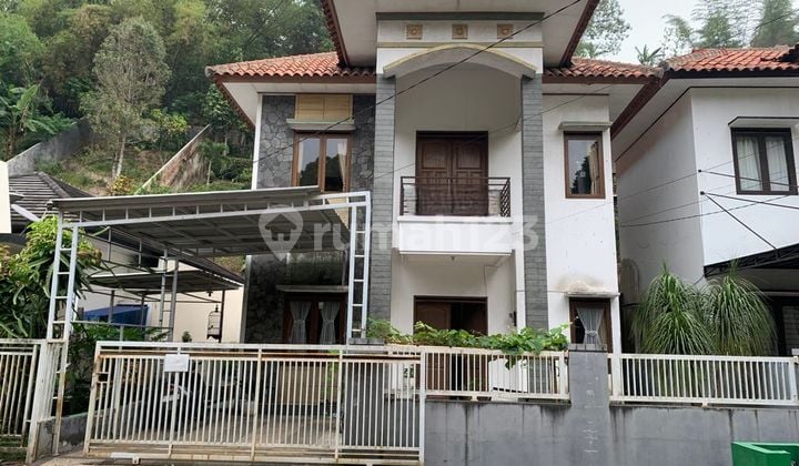 Rumah Hitung Tanah 2 Kamar Dalam Komplek Royal View Ciwaruga