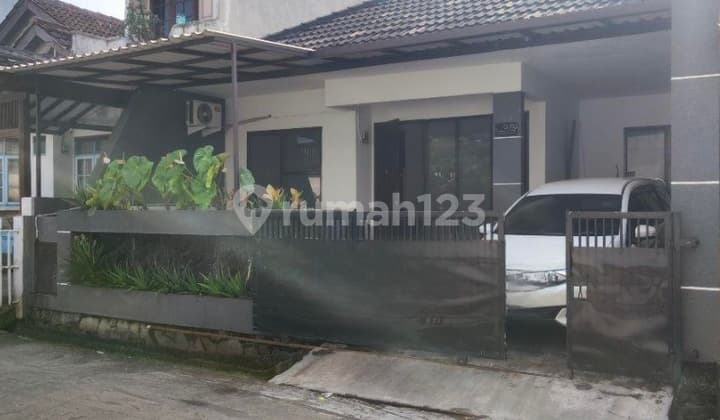 Rumah Bagus 3 Kamar Dalam Komplek Taman Cibaduyut Indah Bandung