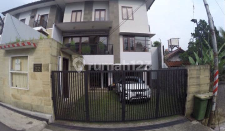 Rumah Kost 37 Kamar dan Rumah Induk ROI Tinggi Deket ITB Cisitu Dago
