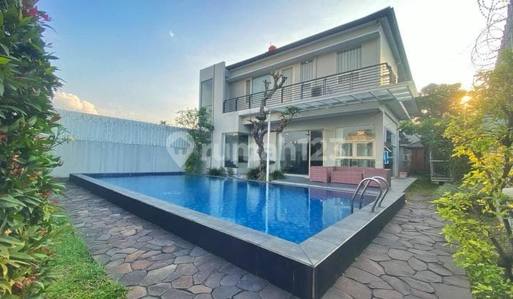 Rumah Mewah Luas 660 M2 Ada Kolam Renang Setra Indah Bandung Kota