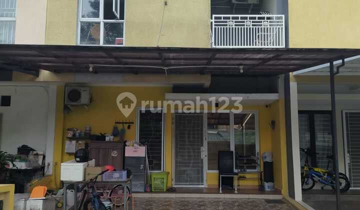 Dijual cepat ! Rumah Premier park 2 - Modernland TGR