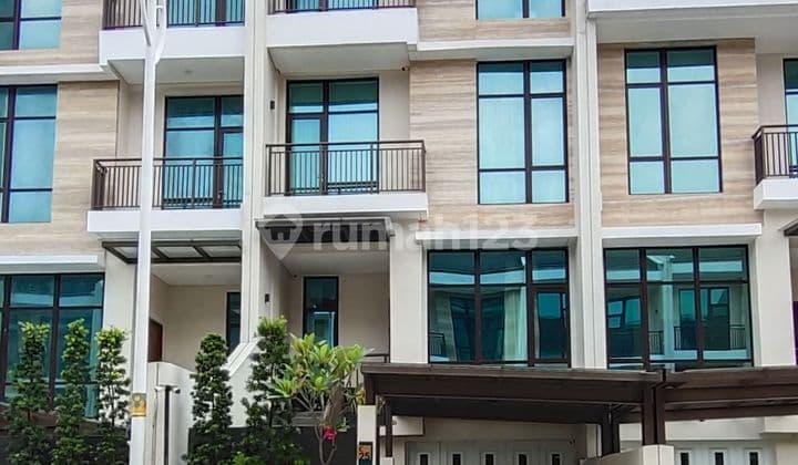 Rumah Siap Huni Lokasi Strategis Di Jaksel