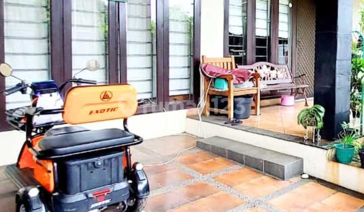 Rumah 2 Lantai di Villa Melati Mas, Serpong Utara - Lokasi Strategis di BSD! Siap Huni 4 Kamar Tidur