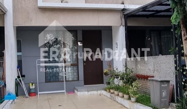 Rumah Bagus SHM - Sertifikat Hak Milik di jl.graha raya, Fortune, Graha Raya Unfurnished