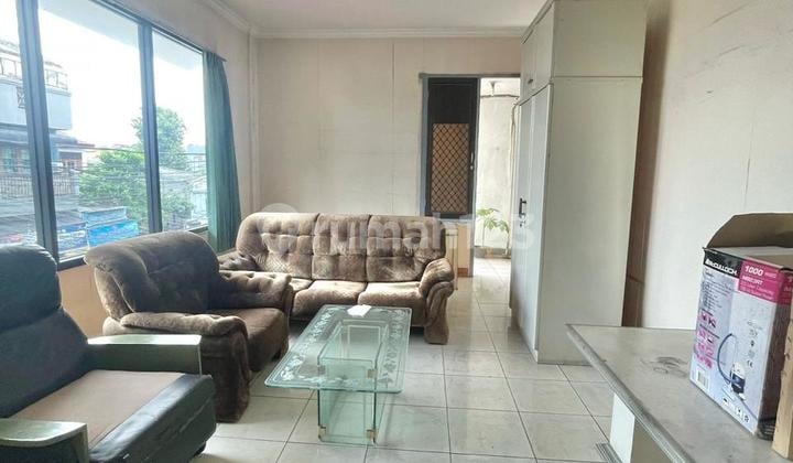 Rumah Dijual Bonus Minimarket Didalamnya Lt 459 Lb 600 SHM di Jl. Taman Gandaria, Kby. Lama Utara, Kec. Kby. Lama, Kota Jakarta Selatan, Daerah Khusus Ibukota Jakarta, Gandaria