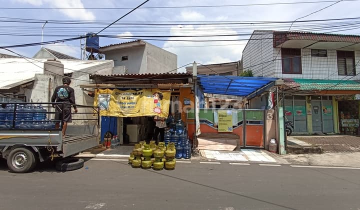 Rumah Kos-Kosan 7 Kamar + 1 Ruang Usaha Di Lenteng Agung Jagakarsa