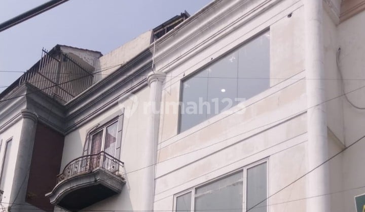 Ruko Strategis Jalan Samali, Pasar Minggu - Dijual & Disewakan