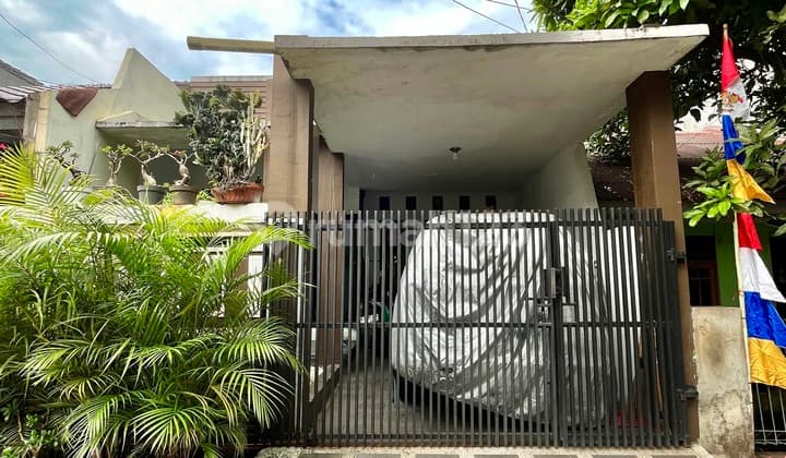 Dijual Rumah + Basement & Tanah Lebih Villa Bintaro Indah Rumah Bagus SHM di Bintaro