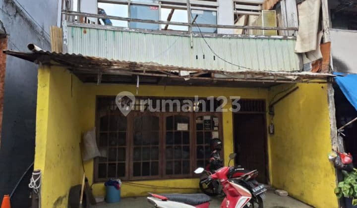 Dijual Rumah Tua Kota Bambu Slipi Palmerah Jakarta Barat cocok untuk kos-kosan