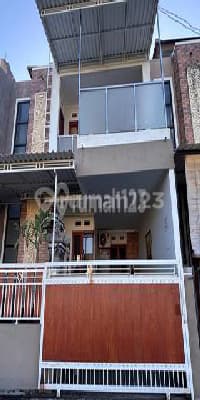 Minimalist House at Economical Price in Pemogan, South Denpasar
