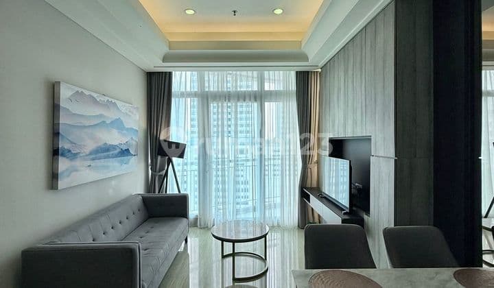 Apartemen South Hills Kuningan 87m2 2BR Private Lift Full Furnish