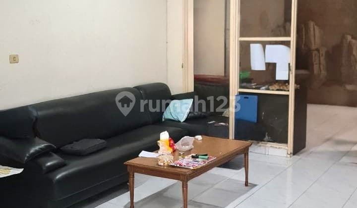 Dijual Cepat Rumah Taman Surya 1,5Lt 9X20 4+1Kt SHM Semi Furnish