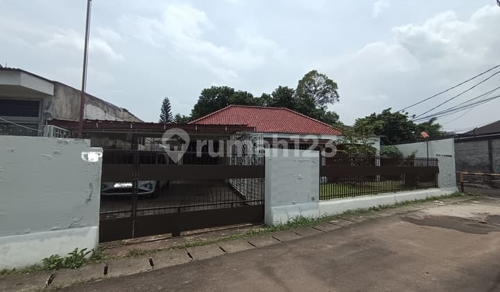 Rumah Lama Posisi Hook Ada Paviliun Lokasi Veteran Bintaro