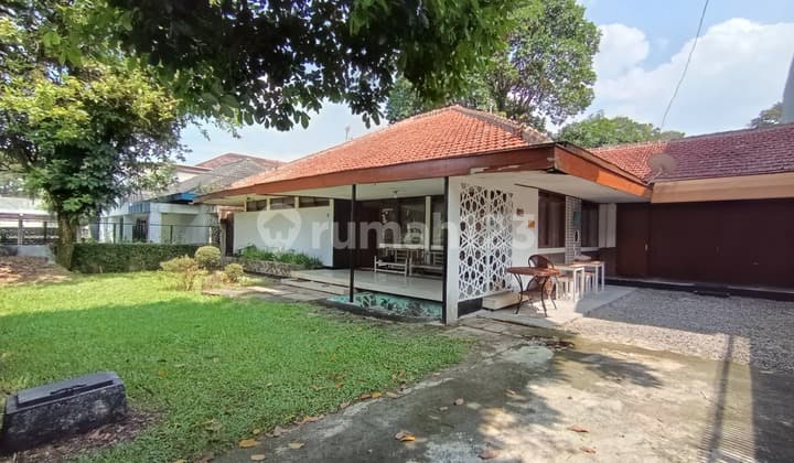 Dijual Rumah Lama Cocok Untuk Usaha Area Cipaganti Bandung Dekat Cihampelas