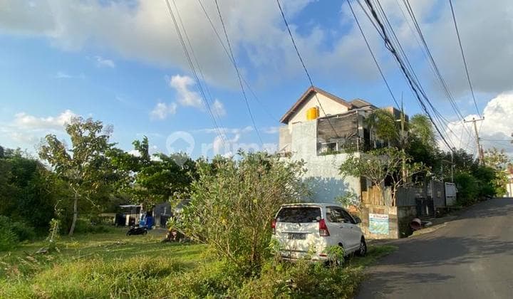 Tanah Mundeh Kutuh Kuta Selatan Bali