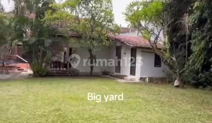 Wide Yard Villa Filtering Sanur Bali
