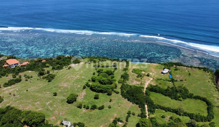Tanah Loss Tebing Pantai Pandawa Kuta Selatan Bali