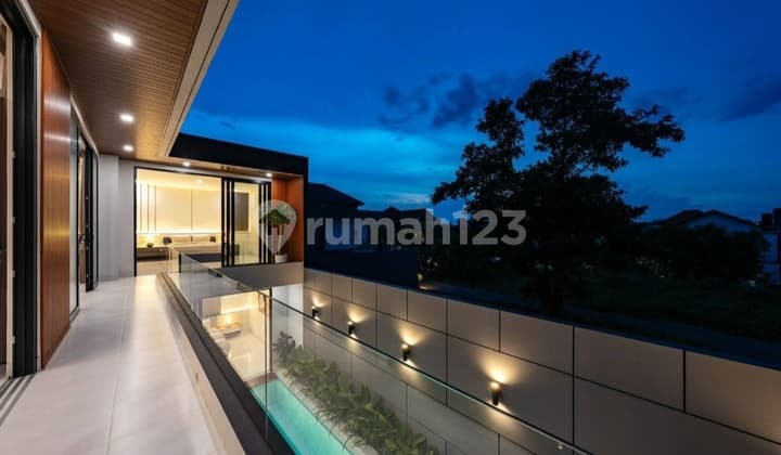 Modern Villa Near Brawa Beach Canggu Bali