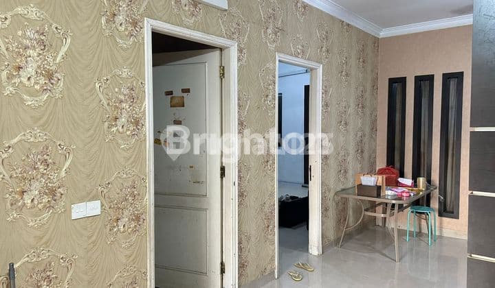 Rumah di Dutamas, siap untuk ditempati