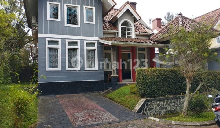 Vila Bunga Tipe Denhag Puncak Jabar