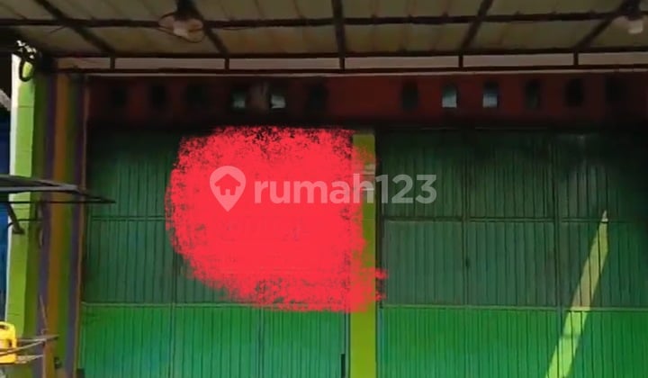 Strategic Commercial Building for Culinary Business Near Sumarecon Bekasi Direction
