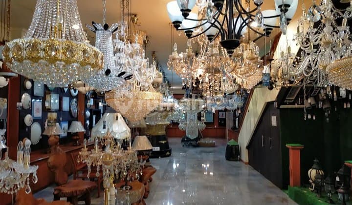 Tj42*dijual Toko Jalan Manyar*nol Jalan Raya