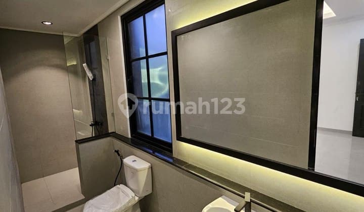 S47*rumah Baru Modern Style (hook)*rungkut Asri