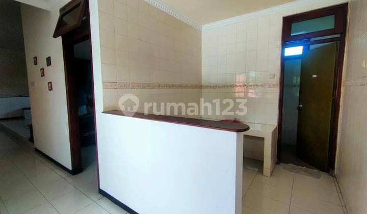 2 - R92dijual 2 Rumah Jejer Siap Huni Di Manyar Jaya (beli Salah 1 Bisa)rumah B (1 Lantai)