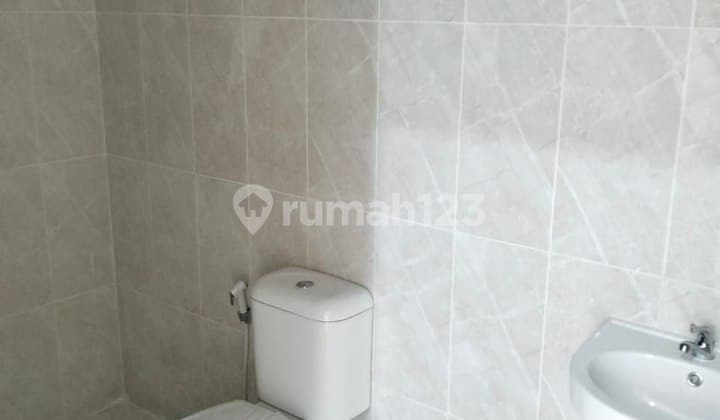 Sim 186 *rumah Baru Semolowaru Modern Minimalis*