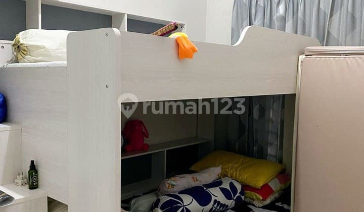 Mic - Cheap! 8 meters wide *Tjandra Indah hut*