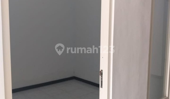 S156*rumah Kos (non Aktif) Dekat Kampus Upn Sentra Point Rungkut*