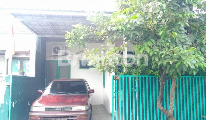 For Quick Sale: Comfortable House in Bogor with a View