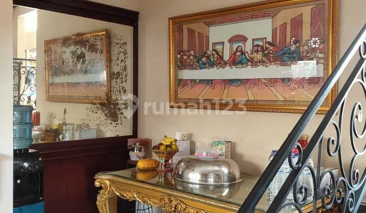 Rumah Besar di Dadali Dekat Stasiun Commuter Line Bogor