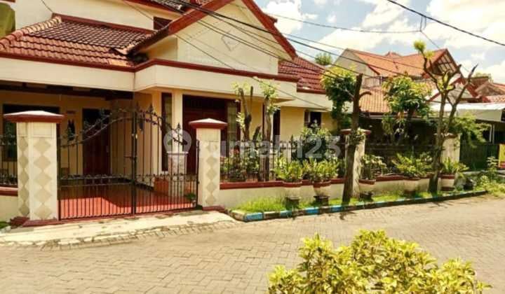 Dijual Rumah Full Furnish Dekat Bandara Juanda