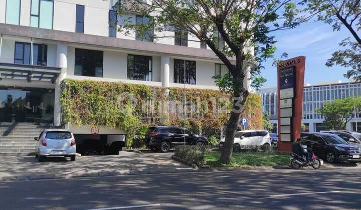 Affordable Office Tower For Rent The Royal 55 Royal Residence