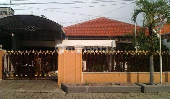 For Quick Sale Modern House City Center Dharmahusada Utara Surabaya