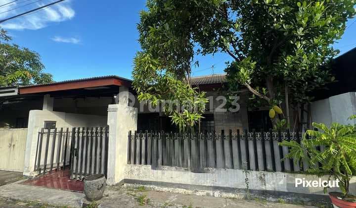 Disewakan Rumah 1 1/2 Lantai Kutisari Surabaya