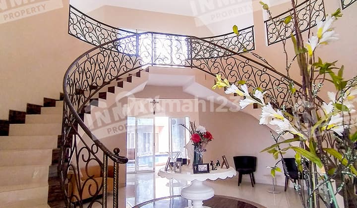 Rumah Mewah Luas 1000m2 Cocok Untuk Villa