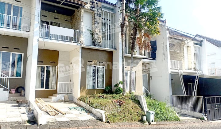 Rumah Sejuk Bebas Banjir Semi Furnished Untuk Keluarga Muda