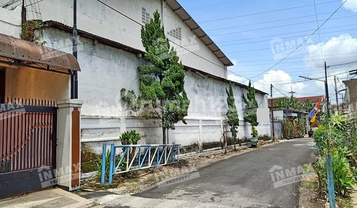 Gudang Luas Daerah Polehan Siap Pakai (on_ar)