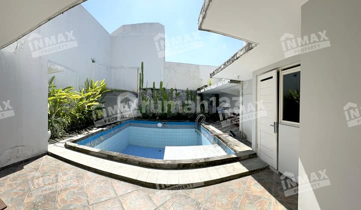 Rumah Furnished Dekat Sekolah Kristen, Mall, Apotek, Universitas